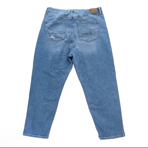 American Eagle Stretch Curvy Mom Jeans Light Wash 14 Short - Picture 6 of 7